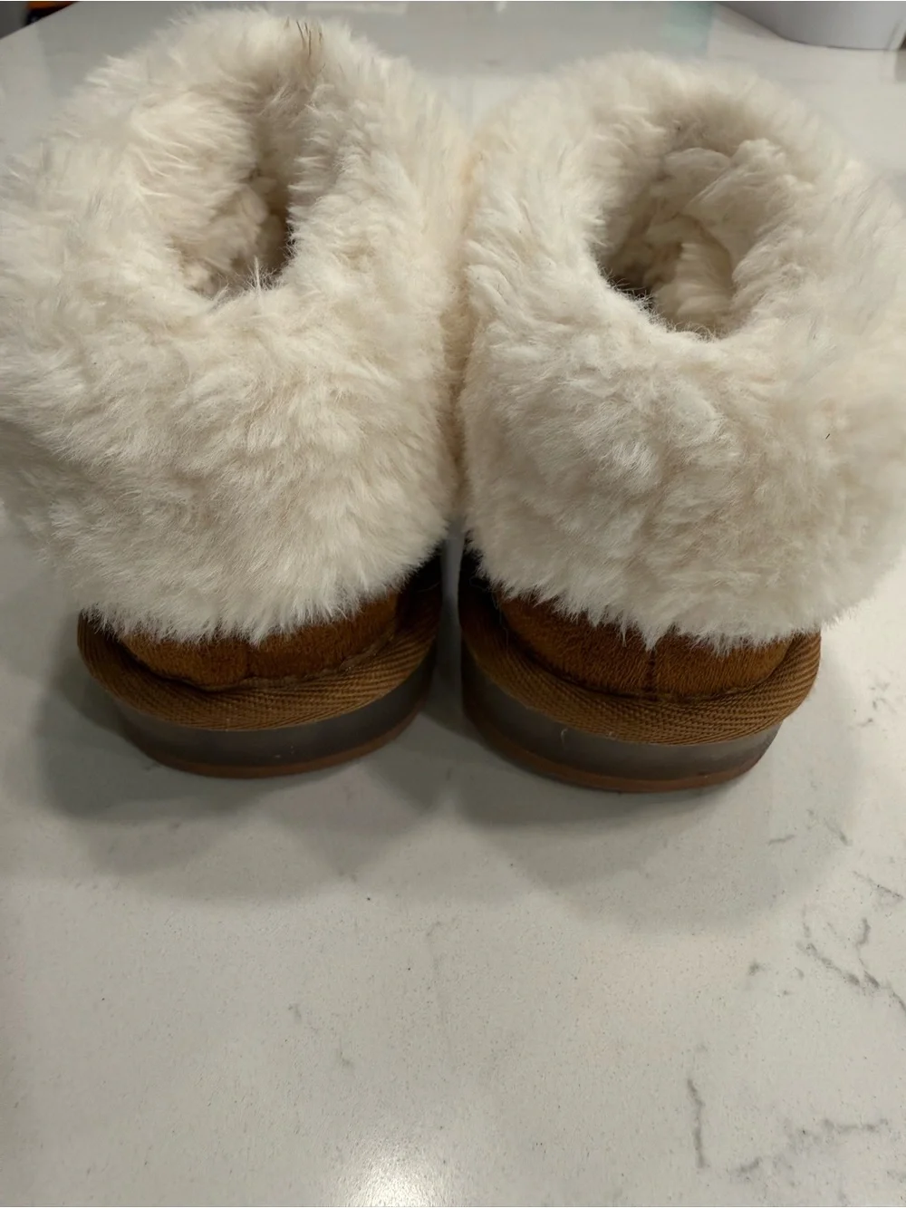 Kids Brown Faux-Suede Slipper with White Faux-Fur Collar and Light-Up Sole